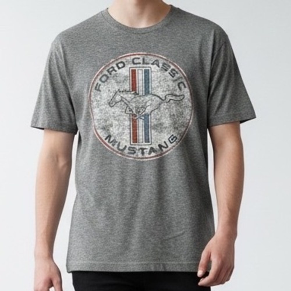 Ford Classic Mustang Graphic T-Shirt Mens Medium Gray Short Sleeve Muscle Car